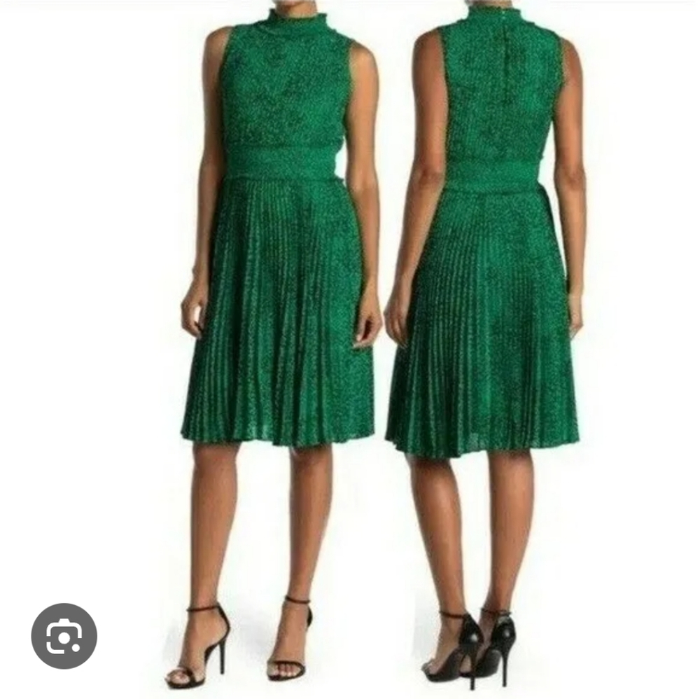 Nanette Lepore Kelly Green pleated animal print sleeveless midi dress si…